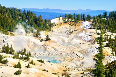 🌋 Lassen Volcanic National Park